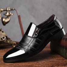 Load image into Gallery viewer, Men's Vintage Shoes