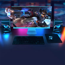 Load image into Gallery viewer, Hawkeye SoundBass Speaker