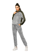 Load image into Gallery viewer, Two Piece Set Pants And Top Tracksuit.