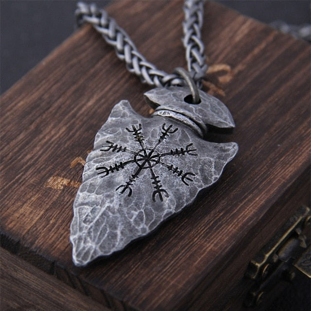 Nordic Spear Necklace