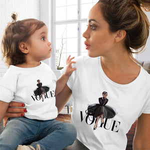 Eye Lashes Red Lips Print Women and Kids T-shirt Funny Family.